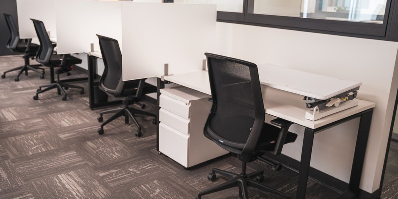 Postes de travail dédiés dans l'espace Hedhofis du Vieux-Longueuil