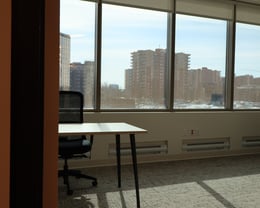 Laval bureau privé - 2